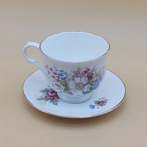 Sadler Tea Cup & Saucer -Wellington, Floral Bouquets